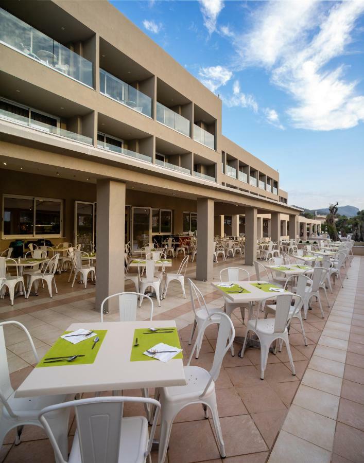 Cnic Gemini Hotel Mesongi Exterior photo